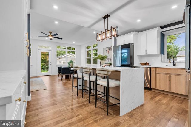 15 HILLSIDE RD, Princeton, NJ 08540