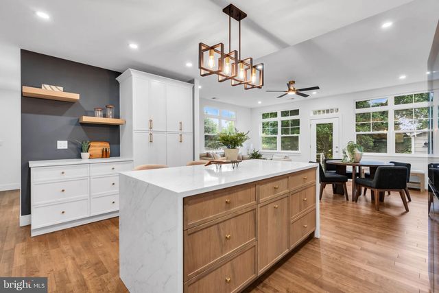 15 HILLSIDE RD, Princeton, NJ 08540