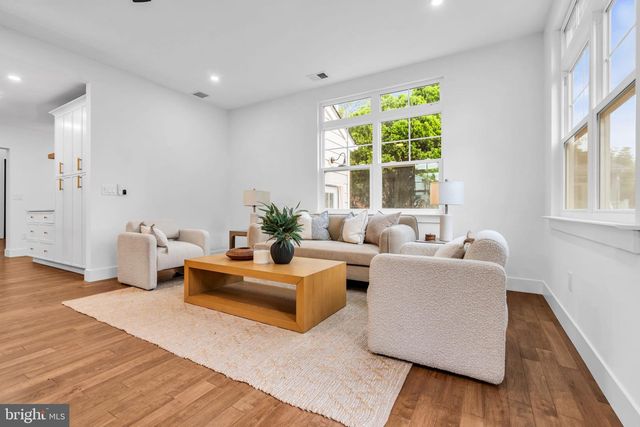 15 HILLSIDE RD, Princeton, NJ 08540
