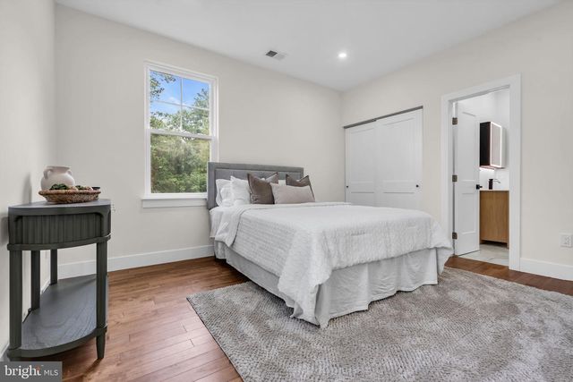 15 HILLSIDE RD, Princeton, NJ 08540