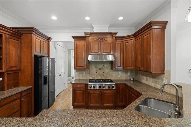 3045 Stone Gate Drive, Atlanta, GA 30324