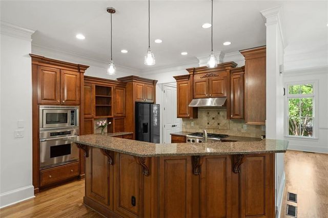 3045 Stone Gate Drive, Atlanta, GA 30324