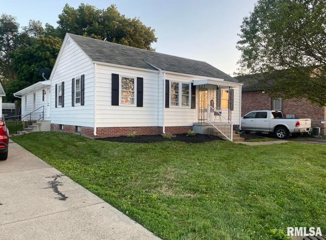 1904 E SANGAMON Avenue, Springfield, IL 62702