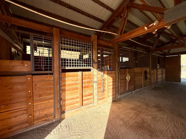 370 Highway 422, Chiloquin, OR 97624