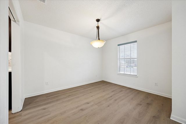 10512 Walnut Bend DR, Austin, TX 78753