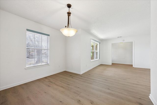 10512 Walnut Bend DR, Austin, TX 78753