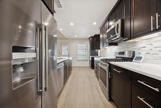 10512 Walnut Bend DR, Austin, TX 78753