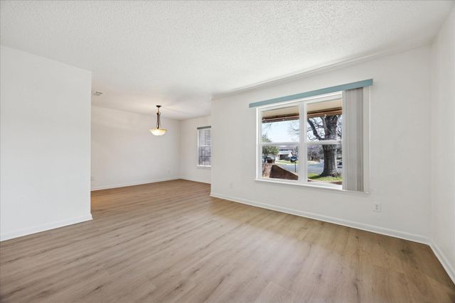 10512 Walnut Bend DR, Austin, TX 78753