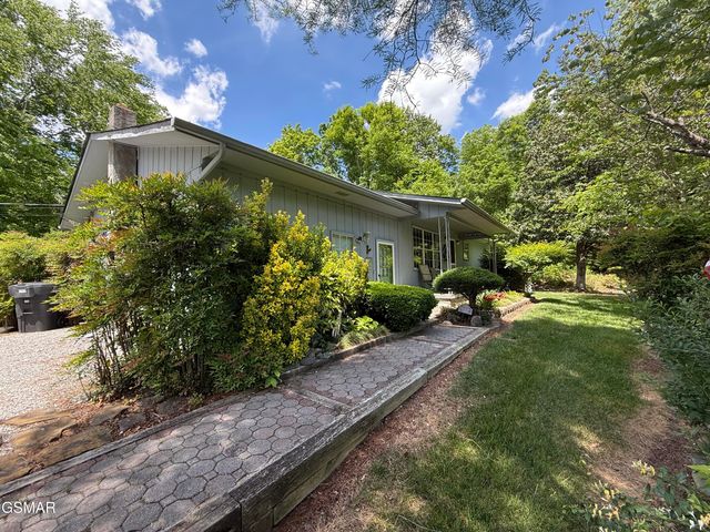 2360 Goldrush Road, Pigeon Forge, TN 37863