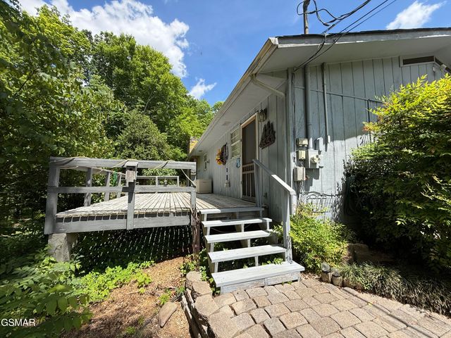 2360 Goldrush Road, Pigeon Forge, TN 37863