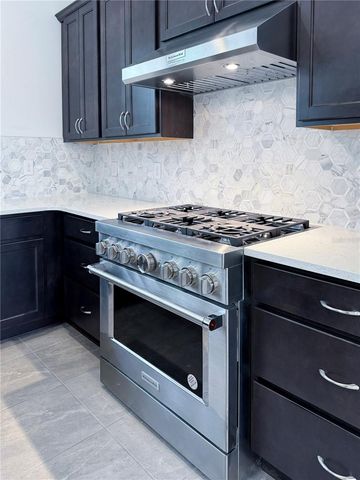 2046 PACKING DISTRICT WAY, Orlando, FL 32804