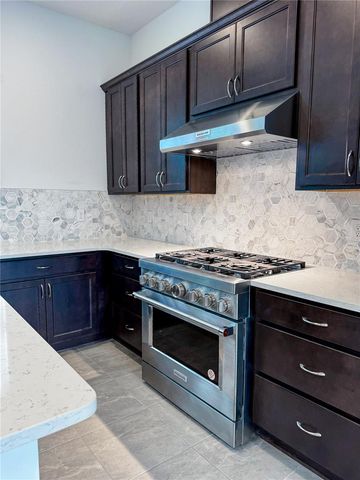 2046 PACKING DISTRICT WAY, Orlando, FL 32804