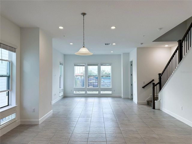 2046 PACKING DISTRICT WAY, Orlando, FL 32804