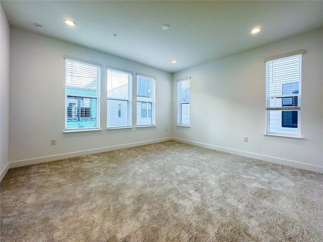 2046 PACKING DISTRICT WAY, Orlando, FL 32804