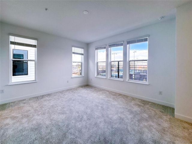 2046 PACKING DISTRICT WAY, Orlando, FL 32804