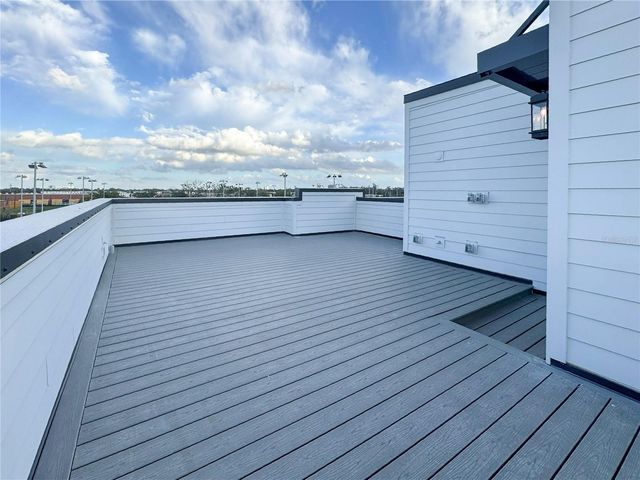 2046 PACKING DISTRICT WAY, Orlando, FL 32804