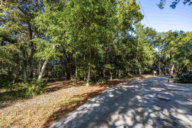 5606 Innerarity Cir, Pensacola, FL 32507