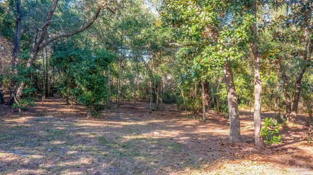 5606 Innerarity Cir, Pensacola, FL 32507