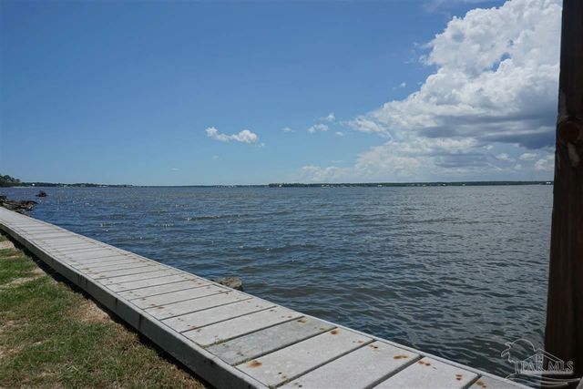 5606 Innerarity Cir, Pensacola, FL 32507