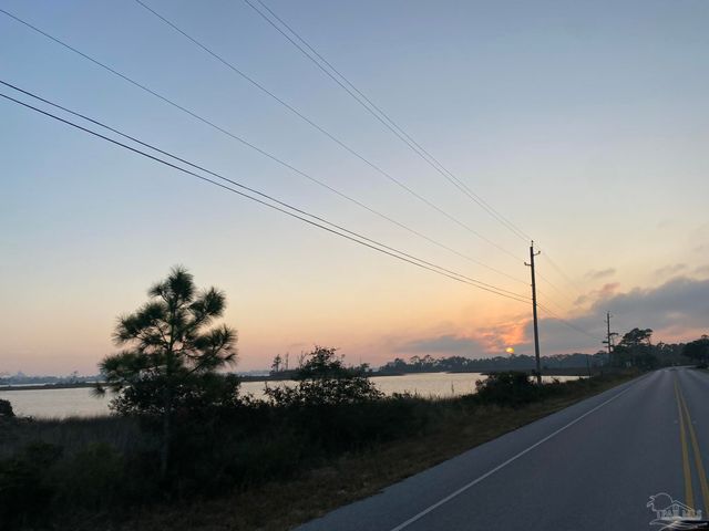 5606 Innerarity Cir, Pensacola, FL 32507