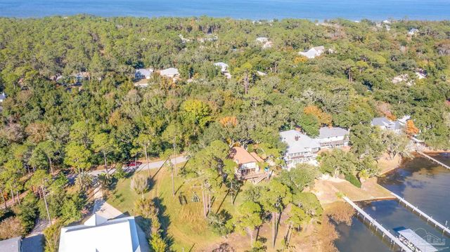 5606 Innerarity Cir, Pensacola, FL 32507