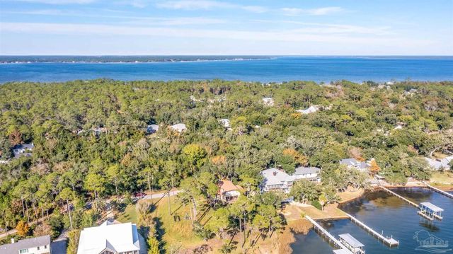 5606 Innerarity Cir, Pensacola, FL 32507