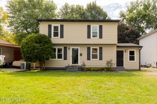 1718 Pershing Ave, Louisville, KY 40242