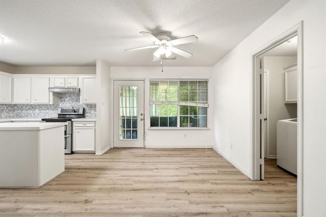 38 Woodbranch Drive, New Caney, TX 77357