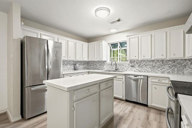 38 Woodbranch Drive, New Caney, TX 77357