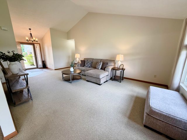 808 Lambert Drive 808 Lambert Drive, Piqua, OH 45356