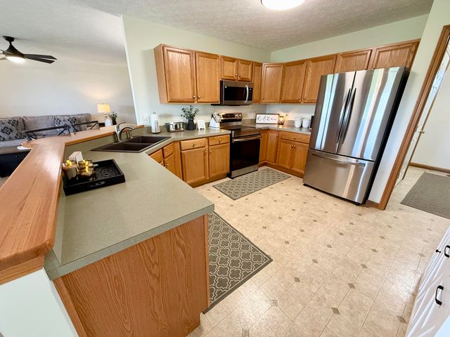 808 Lambert Drive 808 Lambert Drive, Piqua, OH 45356