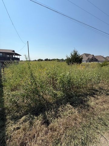 8644 Kelly Lane, Alvarado, TX 76009