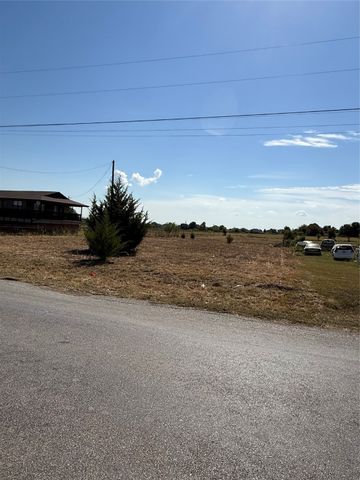 8644 Kelly Lane, Alvarado, TX 76009
