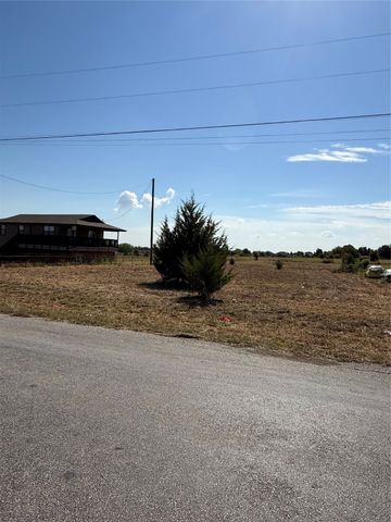 8644 Kelly Lane, Alvarado, TX 76009