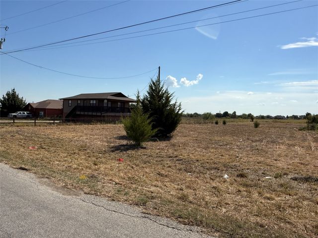 8644 Kelly Lane, Alvarado, TX 76009