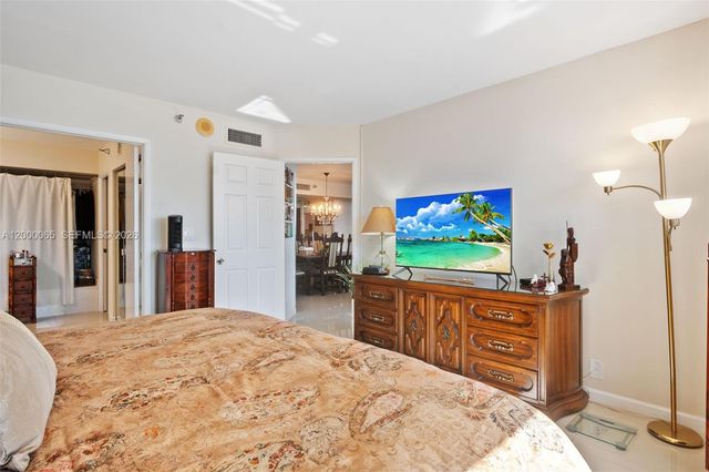 19101 NE 36th Ct 1602, Aventura, FL 33180