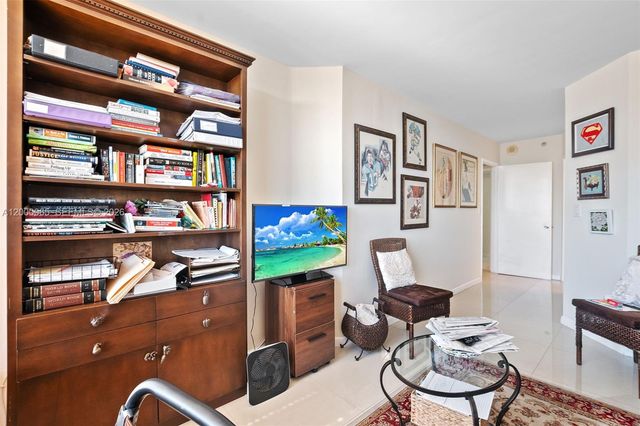 19101 NE 36th Ct 1602, Aventura, FL 33180