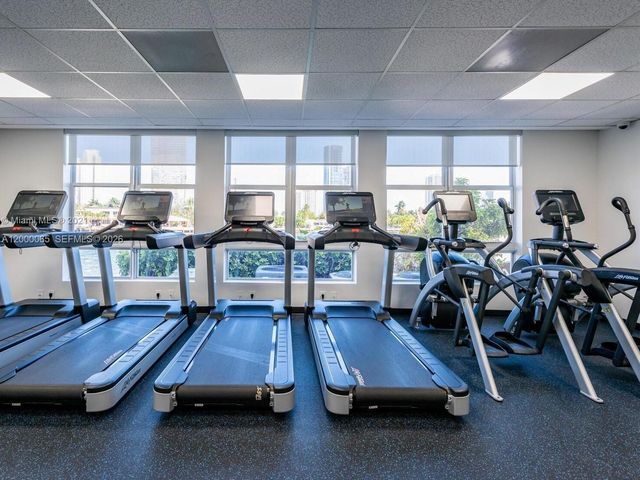 19101 NE 36th Ct 1602, Aventura, FL 33180