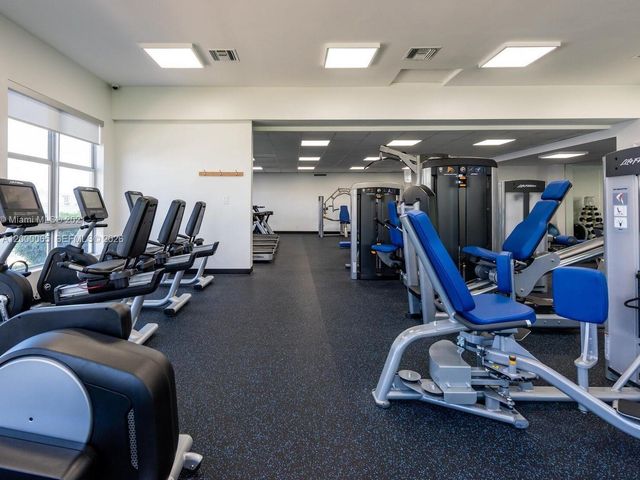 19101 NE 36th Ct 1602, Aventura, FL 33180