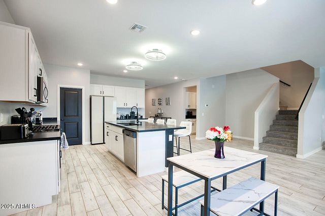 16829 W MAYA Way, Surprise, AZ 85387