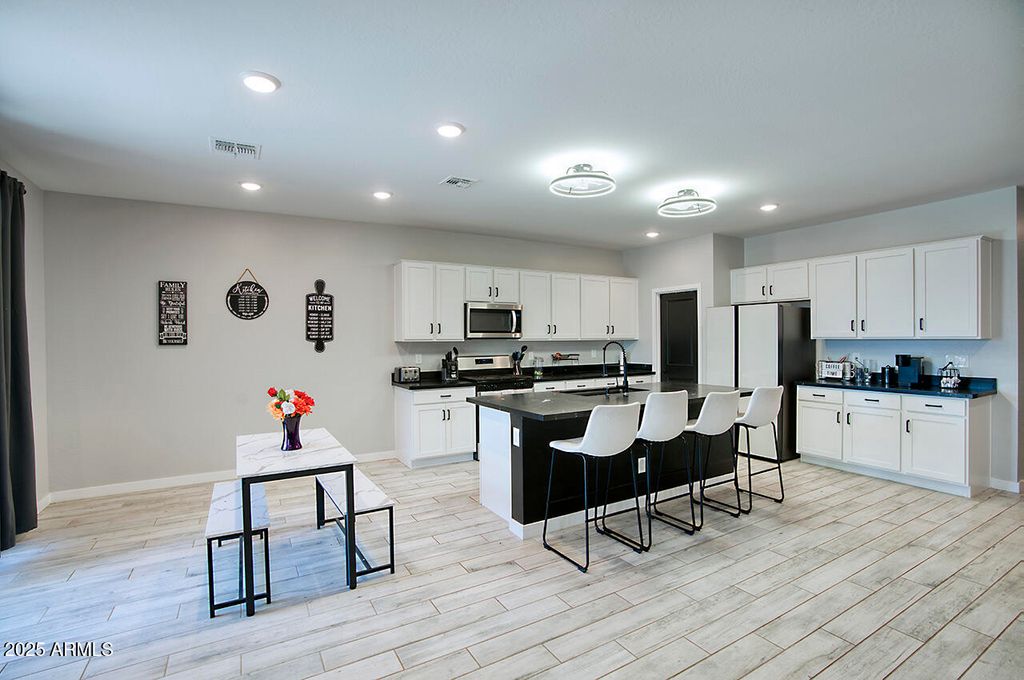 16829 W MAYA Way, Surprise, AZ 85387 — photo 3