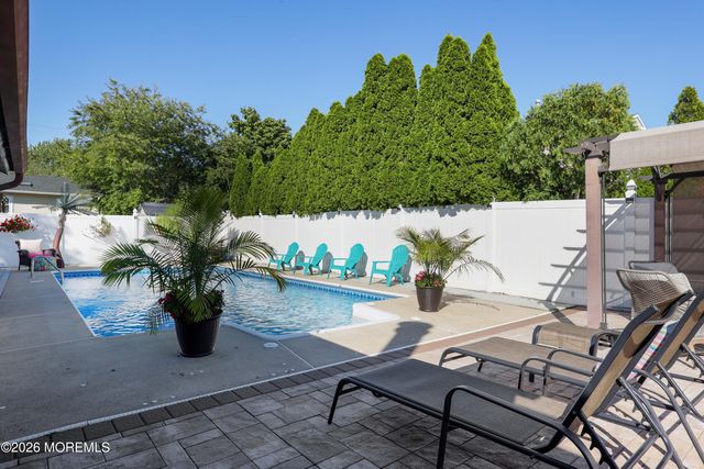 793 Nebraska Avenue, Toms River, NJ 08753