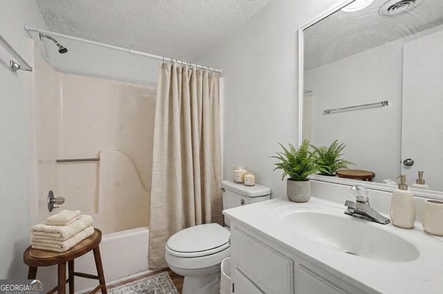 2505 West Broad Street 138, Athens, GA 30606