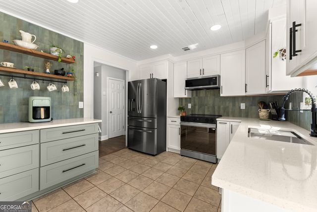 709 Muirfield Drive, Winder, GA 30680