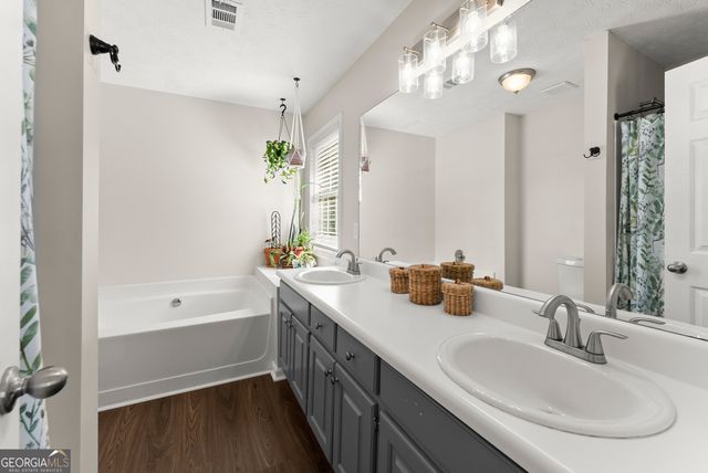 709 Muirfield Drive, Winder, GA 30680