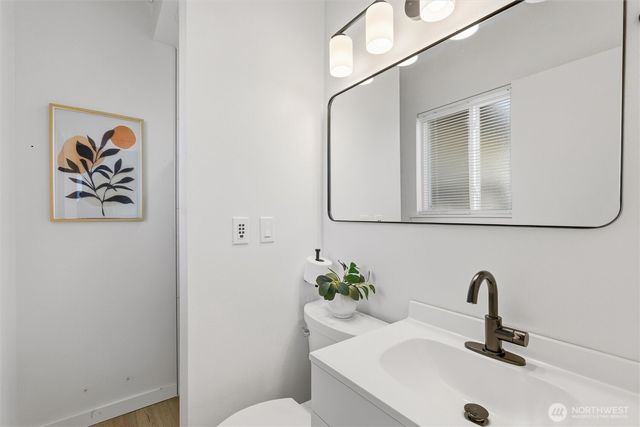 841 Brookmere Drive, Edmonds, WA 98020