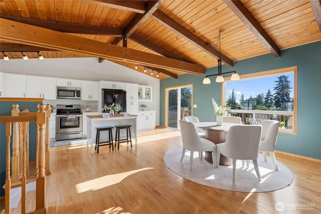 841 Brookmere Drive, Edmonds, WA 98020