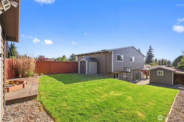 841 Brookmere Drive, Edmonds, WA 98020
