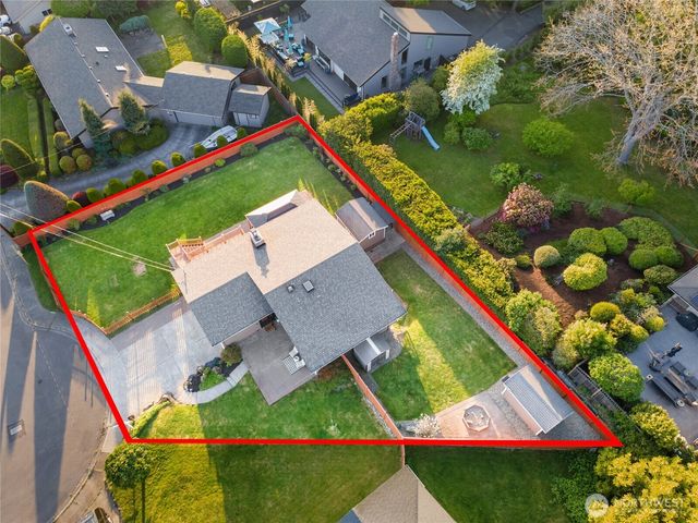 841 Brookmere Drive, Edmonds, WA 98020
