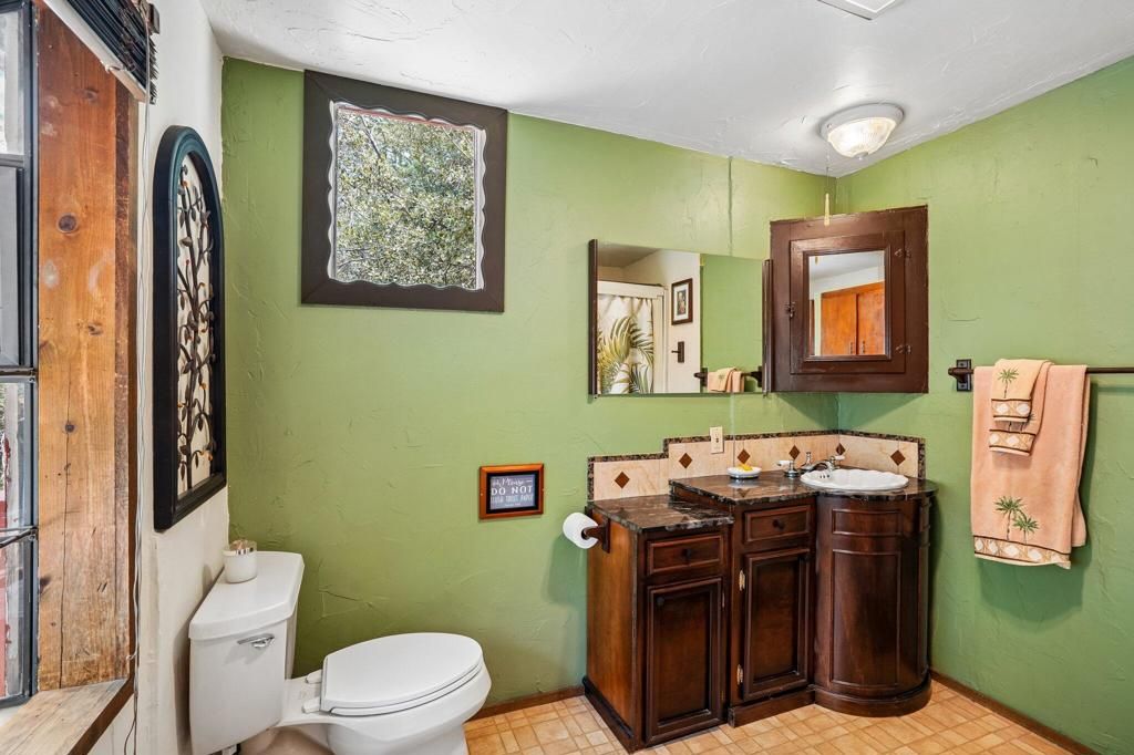 Image 16 of property listing at 24765 Schaffer Drive, Idyllwild, CA 92549